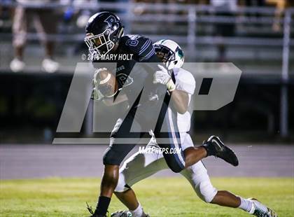 Thumbnail 3 in Tampa Catholic @ Robinson (Scrimmage) photogallery.