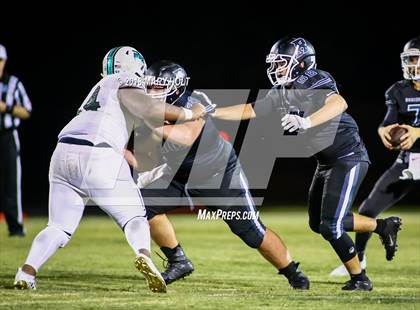 Thumbnail 3 in Tampa Catholic @ Robinson (Scrimmage) photogallery.
