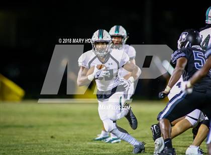 Thumbnail 3 in Tampa Catholic @ Robinson (Scrimmage) photogallery.