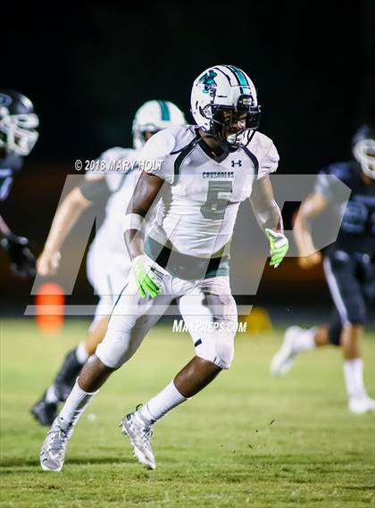 Thumbnail 2 in Tampa Catholic @ Robinson (Scrimmage) photogallery.
