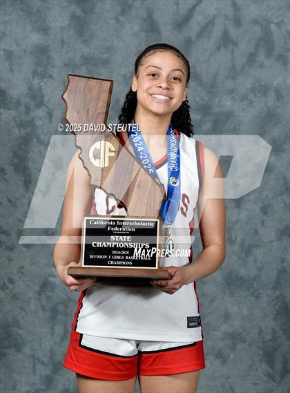 Thumbnail 1 in Carondelet (CIF State D1 Awards) photogallery.