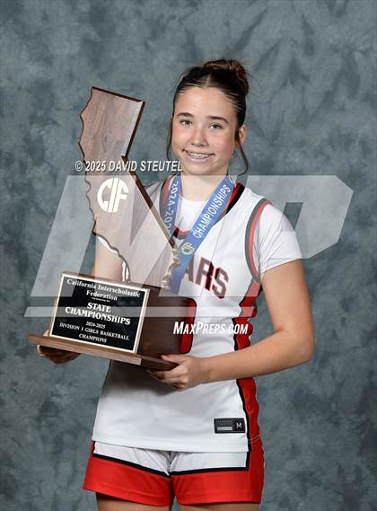 Thumbnail 2 in Carondelet (CIF State D1 Awards) photogallery.