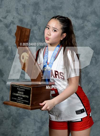 Thumbnail 2 in Carondelet (CIF State D1 Awards) photogallery.