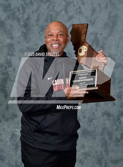Thumbnail 3 in Carondelet (CIF State D1 Awards) photogallery.
