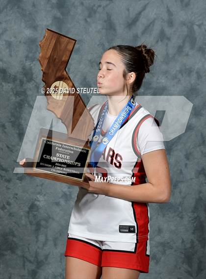 Thumbnail 3 in Carondelet (CIF State D1 Awards) photogallery.