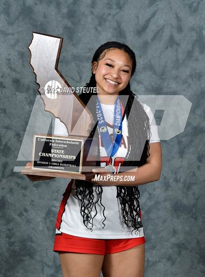 Thumbnail 2 in Carondelet (CIF State D1 Awards) photogallery.