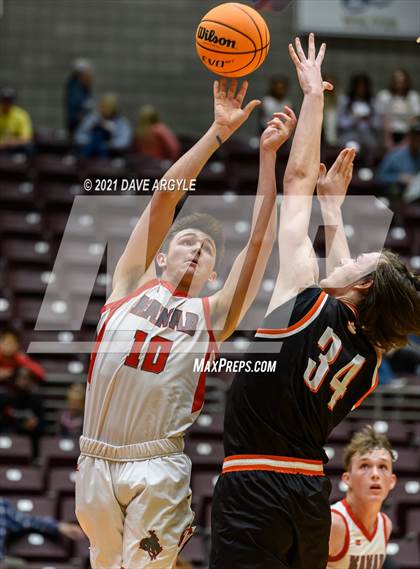 Thumbnail 3 in Kanab vs. Ogden photogallery.