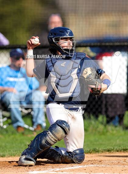 Thumbnail 2 in Bishop Grimes vs Tully photogallery.