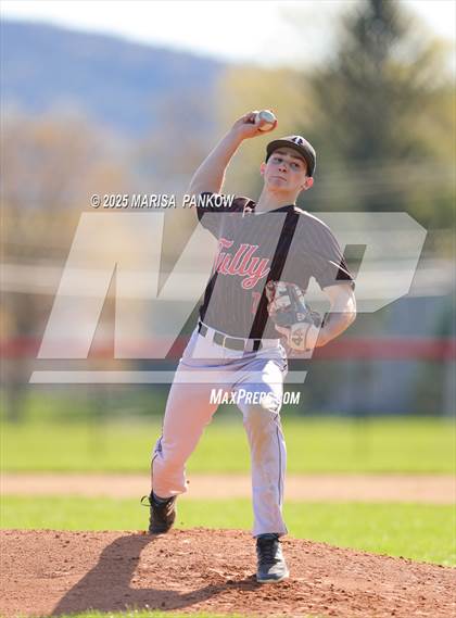 Thumbnail 1 in Bishop Grimes vs Tully photogallery.