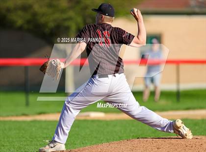 Thumbnail 3 in Bishop Grimes vs Tully photogallery.