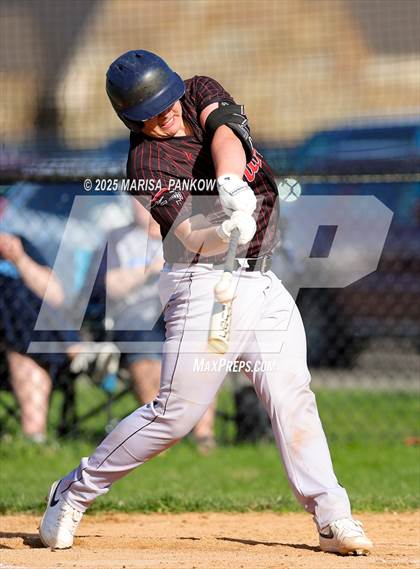 Thumbnail 3 in Bishop Grimes vs Tully photogallery.