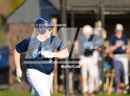 Thumbnail 1 in Bishop Grimes vs Tully photogallery.