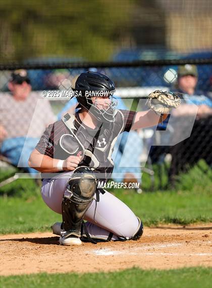 Thumbnail 1 in Bishop Grimes vs Tully photogallery.