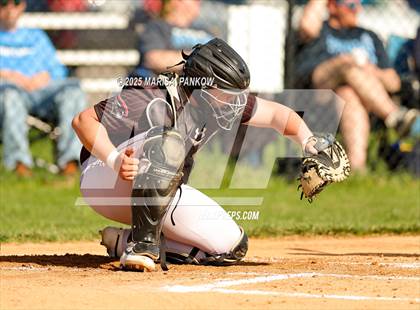 Thumbnail 1 in Bishop Grimes vs Tully photogallery.
