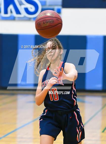 Thumbnail 1 in Centennial vs. Deer Valley (DVHS Skyhawks Thanksgiving Tournament)  photogallery.