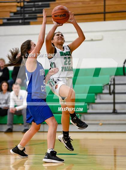 Thumbnail 2 in Newman Central Catholic @ Rock Falls photogallery.