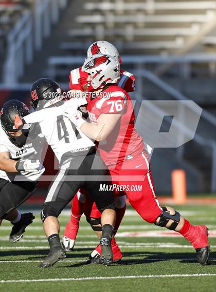 Thumbnail 3 in Bountiful vs. Alta (UHSAA 5A Semifinal) photogallery.