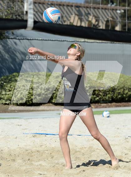Thumbnail 2 in Ontario Christian @ JSerra Catholic photogallery.