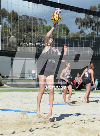 Thumbnail 2 in Ontario Christian @ JSerra Catholic photogallery.