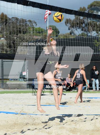 Thumbnail 3 in Ontario Christian @ JSerra Catholic photogallery.