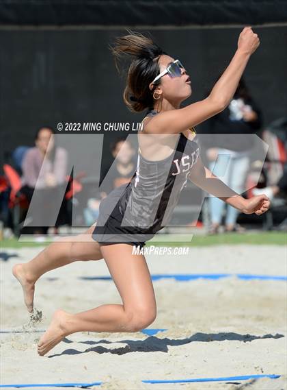Thumbnail 3 in Ontario Christian @ JSerra Catholic photogallery.