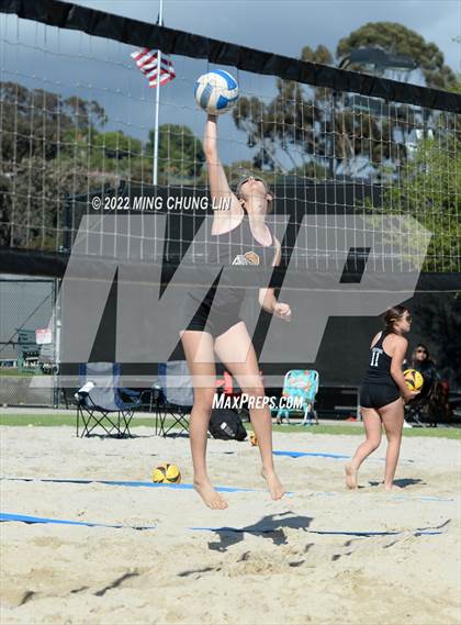 Thumbnail 3 in Ontario Christian @ JSerra Catholic photogallery.