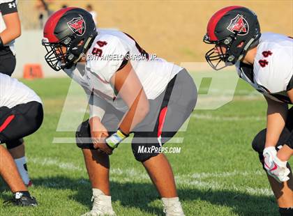 Thumbnail 1 in Valley Christian vs Rio Vista photogallery.
