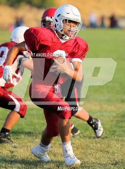Thumbnail 2 in Valley Christian vs Rio Vista photogallery.
