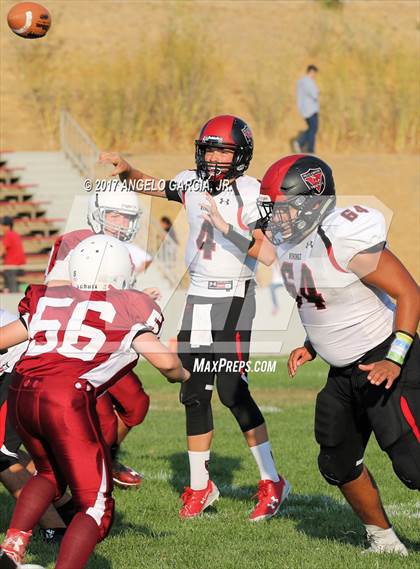 Thumbnail 3 in Valley Christian vs Rio Vista photogallery.