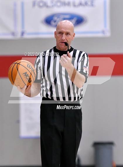 Thumbnail 3 in El Dorado vs. Ponderosa (Stan Harms Classic) photogallery.