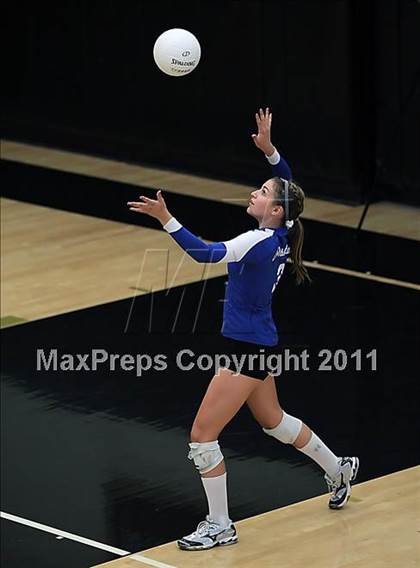 Thumbnail 3 in La Jolla Country Day vs. Presentation (Archbishop Mitty Invitational Tournament) photogallery.