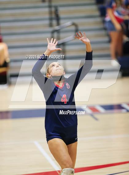 Thumbnail 3 in Vista Murrieta @ Great Oak photogallery.
