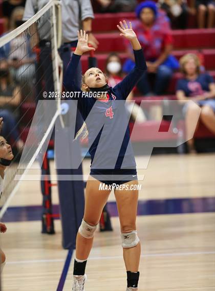 Thumbnail 1 in Vista Murrieta @ Great Oak photogallery.