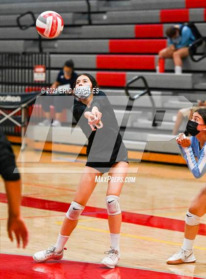 Thumbnail 1 in San Dieguito Academy vs Otay Ranch (SUHI JV Tournament) photogallery.