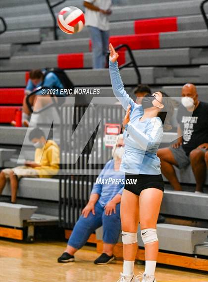 Thumbnail 1 in San Dieguito Academy vs Otay Ranch (SUHI JV Tournament) photogallery.