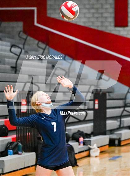Thumbnail 3 in San Dieguito Academy vs Otay Ranch (SUHI JV Tournament) photogallery.