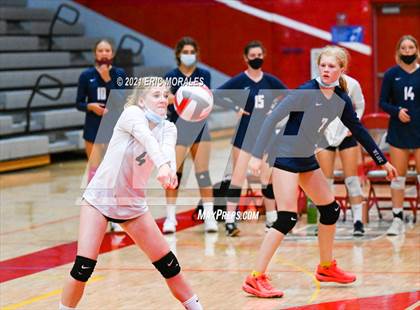Thumbnail 3 in San Dieguito Academy vs Otay Ranch (SUHI JV Tournament) photogallery.