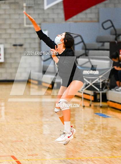 Thumbnail 3 in San Dieguito Academy vs Otay Ranch (SUHI JV Tournament) photogallery.