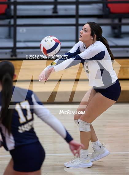 Thumbnail 2 in Pocahontas vs Wynne (AAA 4A East Regional Round 3) photogallery.