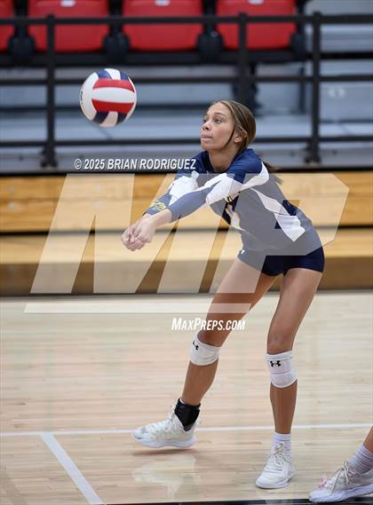 Thumbnail 3 in Pocahontas vs Wynne (AAA 4A East Regional Round 3) photogallery.