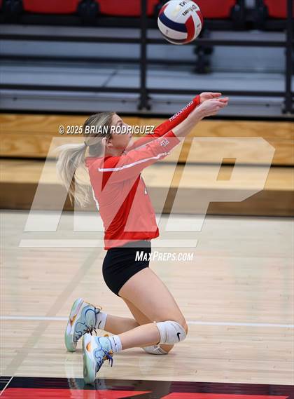 Thumbnail 2 in Pocahontas vs Wynne (AAA 4A East Regional Round 3) photogallery.