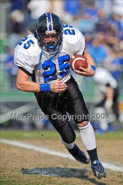Thumbnail 3 in North vs Glenbard West (IHSA Class 7A Quarterfinals) photogallery.