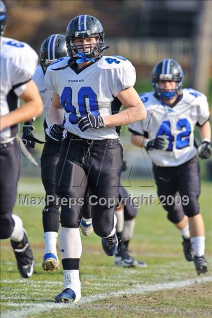 Thumbnail 3 in North vs Glenbard West (IHSA Class 7A Quarterfinals) photogallery.