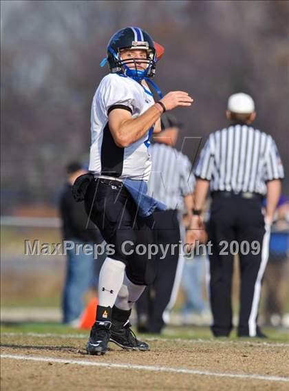 Thumbnail 3 in North vs Glenbard West (IHSA Class 7A Quarterfinals) photogallery.