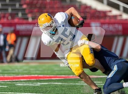 Thumbnail 3 in Salem Hills vs. Orem (UHSAA 5A Semifinal) photogallery.