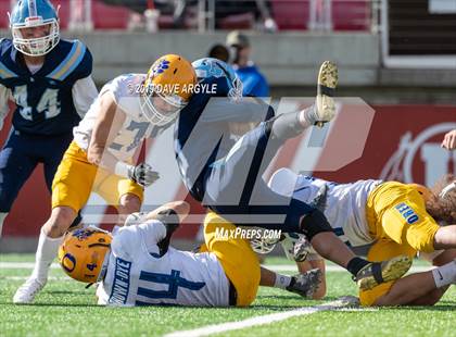Thumbnail 2 in Salem Hills vs. Orem (UHSAA 5A Semifinal) photogallery.