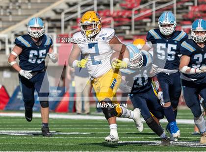 Thumbnail 2 in Salem Hills vs. Orem (UHSAA 5A Semifinal) photogallery.