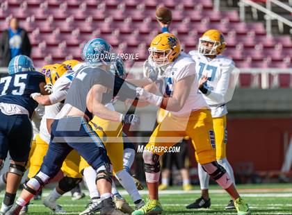 Thumbnail 1 in Salem Hills vs. Orem (UHSAA 5A Semifinal) photogallery.