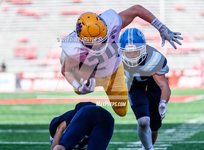 Thumbnail 1 in Salem Hills vs. Orem (UHSAA 5A Semifinal) photogallery.