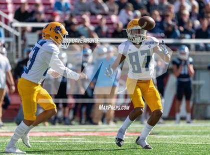 Thumbnail 2 in Salem Hills vs. Orem (UHSAA 5A Semifinal) photogallery.